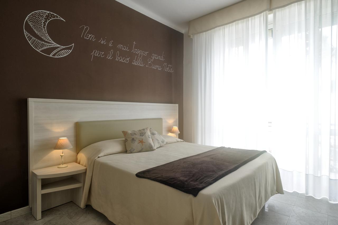 Hotel Bel Sit Alassio Dış mekan fotoğraf