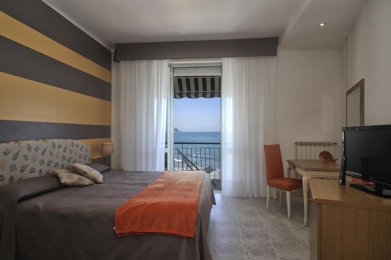 Hotel Bel Sit Alassio Dış mekan fotoğraf